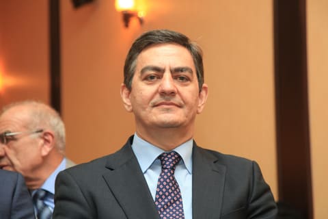 Əli Kərimlinin evində Ramiz Mehdiyev işi ilə bağlı axtarış aparılıb