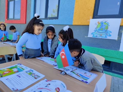 Ağalı kənd tam orta ümumtəhsil məktəbindən FOTOLAR