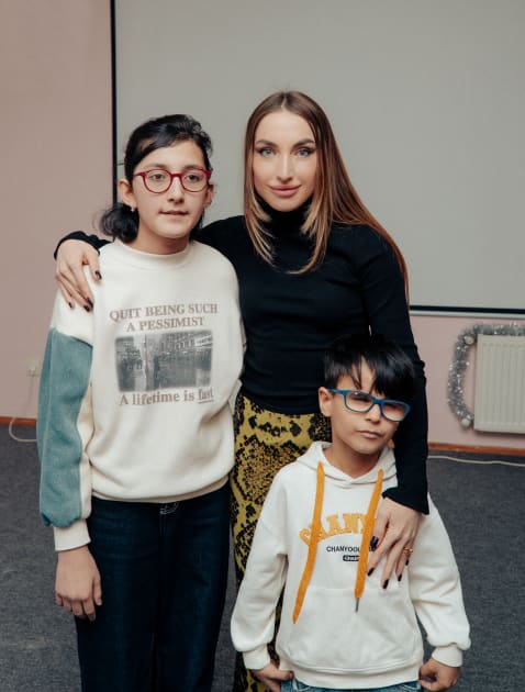 Arzu Əliyeva və Alena Əliyeva Həssas əhali qruplarından olan şəxslər üçün Sığınacaq və Sosial Reabilitasiya Müəssisəsini ziyarət ediblər