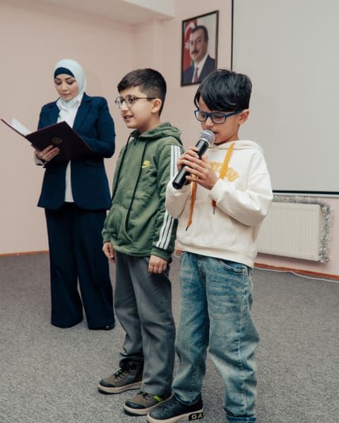 Arzu Əliyeva və Alena Əliyeva Həssas əhali qruplarından olan şəxslər üçün Sığınacaq və Sosial Reabilitasiya Müəssisəsini ziyarət ediblər