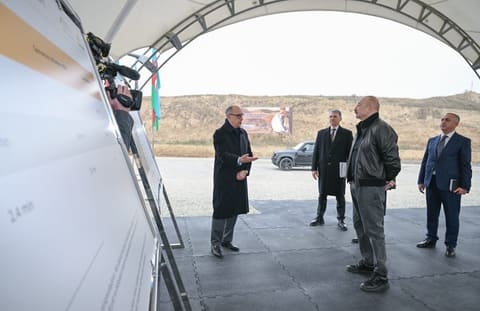 İlham Əliyev Ağdərənin Canyataq kəndində “Dəmirli” Filiz Emalı Kompleksinin fəaliyyəti ilə tanış olub - YENİLƏNİB