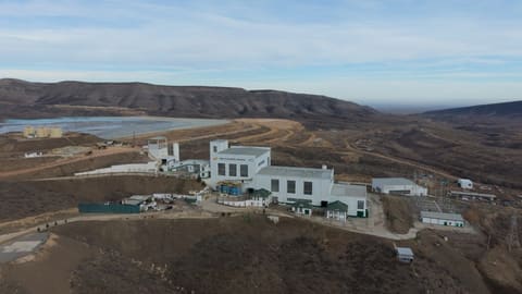 İlham Əliyev Ağdərənin Canyataq kəndində “Dəmirli” Filiz Emalı Kompleksinin fəaliyyəti ilə tanış olub - YENİLƏNİB