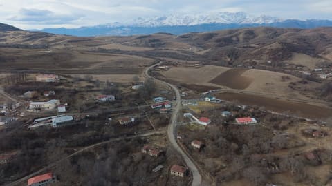  İlham Əliyev Ağdərə rayonunun Çıldıran kəndində görülmüş işlərlə tanış olub  - YENİLƏNİB