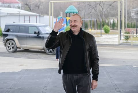 Prezident Ağdərənin Aşağı Oratağ, Çıldıran, Heyvalı və Çapar kəndlərinin sakinləri ilə görüşüb - YENİLƏNİB