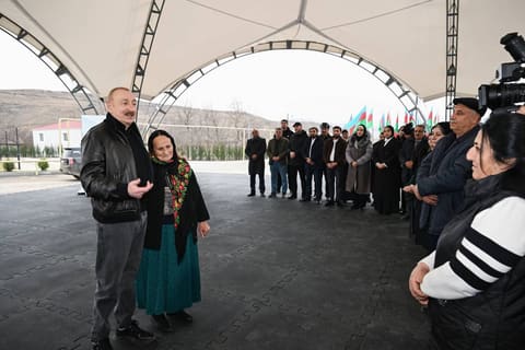 Prezident Ağdərənin Aşağı Oratağ, Çıldıran, Heyvalı və Çapar kəndlərinin sakinləri ilə görüşüb - YENİLƏNİB