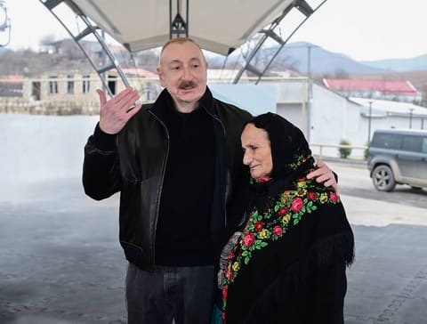 Prezident Ağdərənin Aşağı Oratağ, Çıldıran, Heyvalı və Çapar kəndlərinin sakinləri ilə görüşüb - YENİLƏNİB