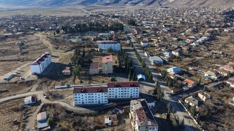 Prezident İlham Əliyev Ağdərə şəhərinin Baş planı ilə tanış olub