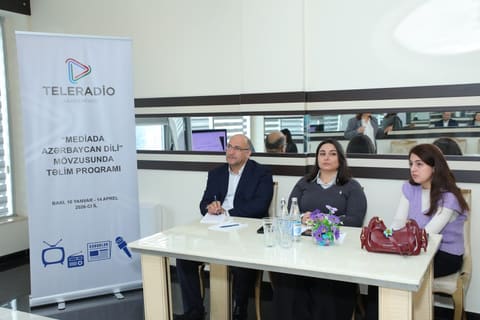 Teleradio Akademiyasında “Mediada Azərbaycan dili” mövzusunda təlimlərin növbəti mərhələsi təşkil olunub