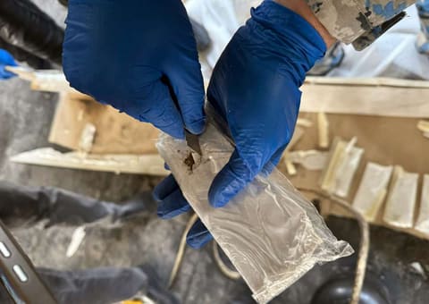 İrandan Polşaya yük aparan nəqliyyat vasitəsində 39 kiloqramdan artıq heroin aşkar edilib
