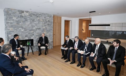 Prezident İlham Əliyev Davosda Braziliyanın “BTG Pactual” şirkətinin sədri ilə görüşüb