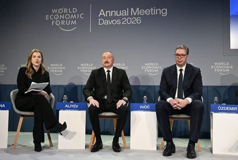 Prezident İlham Əliyev Davosda “Avrasiyanın iqtisadi özünəməxsusluğunun müəyyənləşdirilməsi” mövzusunda panel iclasında iştirak edib - YENİLƏNİB