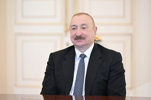 İlham Əliyev “Zayed İnsan Qardaşlığı Mükafatı” ilə bağlı nümayəndə heyətini qəbul edib