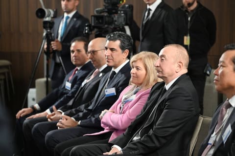 İlham Əliyev Davosda “Azərbaycan rəhbərliyi ilə səhər yeməyi” adlı tədbirdə iştirak edib