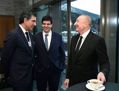 İlham Əliyev Davosda “Azərbaycan rəhbərliyi ilə səhər yeməyi” adlı tədbirdə iştirak edib