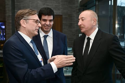 İlham Əliyev Davosda “Azərbaycan rəhbərliyi ilə səhər yeməyi” adlı tədbirdə iştirak edib