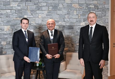 İlham Əliyev Davosda “Brookfield Asset Management” şirkətinin prezidenti ilə görüşüb