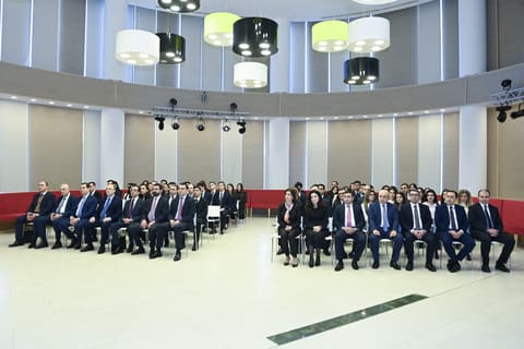 Gənc diplomatlar üçün Qabaqcıl Xarici Siyasət Proqramı çərçivəsində məzun günü baş tutub