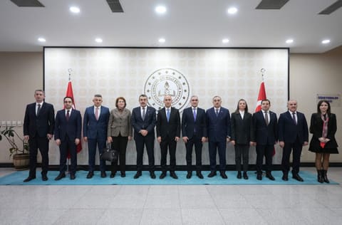 Emin Əmrullayev Türkiyəyə səfər edib