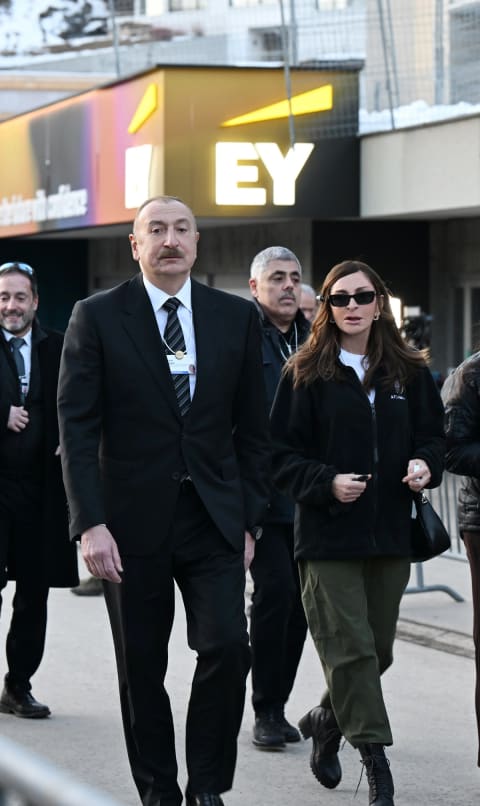İlham Əliyev Ümumdünya İqtisadi Forumu çərçivəsində panel iclasda iştirak edib