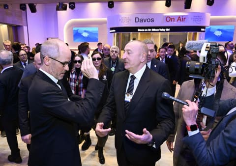 İlham Əliyev Ümumdünya İqtisadi Forumu çərçivəsində panel iclasda iştirak edib