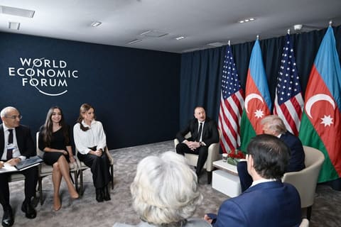 İlham Əliyevlə Donald Tramp arasında görüş keçirilib - YENİLƏNİB 2