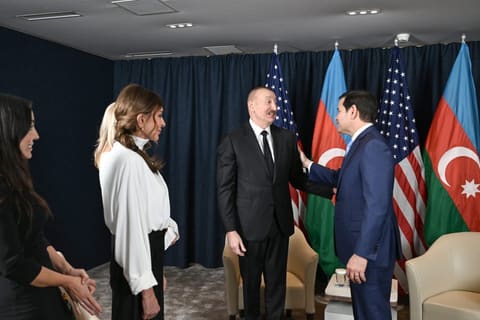 İlham Əliyevlə Donald Tramp arasında görüş keçirilib - YENİLƏNİB 2