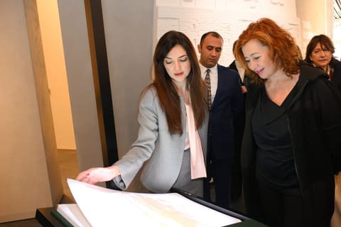 Fransina Armenqol Sosias Bakıda Zəfər parkını ziyarət edib