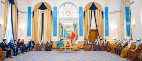 Sahibə Qafarova Bəhreyn kralı ilə görüşüb
