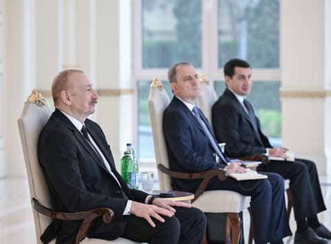 İlham Əliyev Avstraliyanın Azərbaycandakı yeni səfirinin etimadnaməsini qəbul edib - YENİLƏNİB