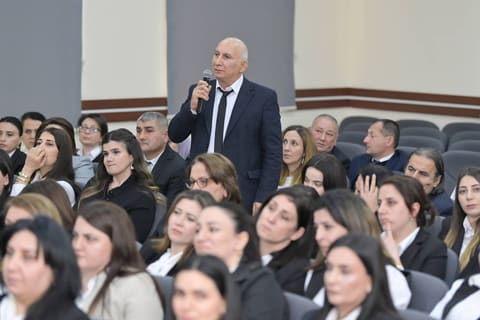 Mərkəzi Aran regionunda tədrisin keyfiyyəti müzakirə edilib