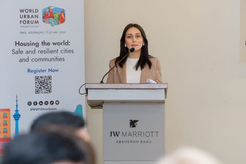 WUF13-lə bağlı media nümayəndələri üçün məlumatlandırma sessiyası keçirilib