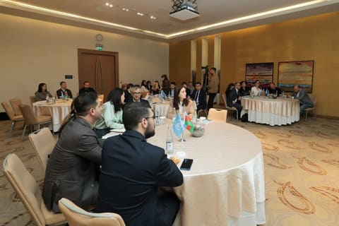 WUF13-lə bağlı media nümayəndələri üçün məlumatlandırma sessiyası keçirilib