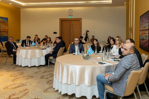 WUF13-lə bağlı media nümayəndələri üçün məlumatlandırma sessiyası keçirilib