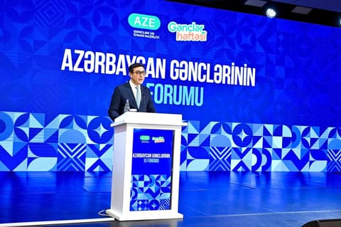 Firudin Qurbanov Azərbaycan Gənclərinin XI Forumunun açılış mərasimində iştirak edib