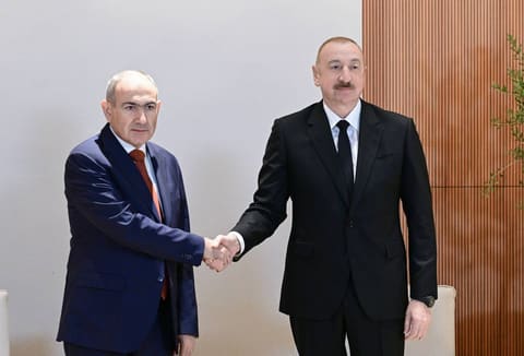 Əbu-Dabidə İlham Əliyev və Paşinyan arasında görüş keçirilib - YENİLƏNİB