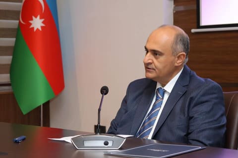 BSU-da  “İnklüziv bankçılıq” mövzusunda peşəkar inkişaf təliminin yekununa həsr olunan sertifikatların təqdimetmə mərasimi keçirilib