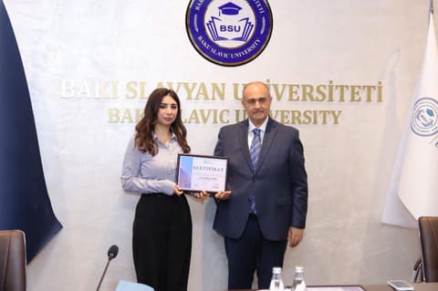 BSU-da  “İnklüziv bankçılıq” mövzusunda peşəkar inkişaf təliminin yekununa həsr olunan sertifikatların təqdimetmə mərasimi keçirilib