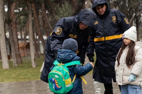 Polis hava şəraiti ilə əlaqədar gücləndirilmiş iş rejimində xidmət aparır - FOTO