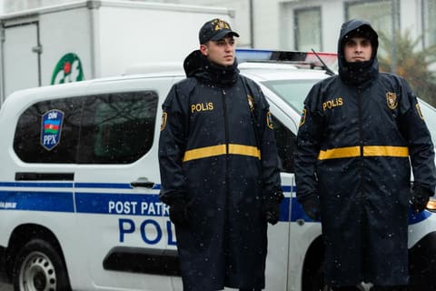 Polis hava şəraiti ilə əlaqədar gücləndirilmiş iş rejimində xidmət aparır - FOTO
