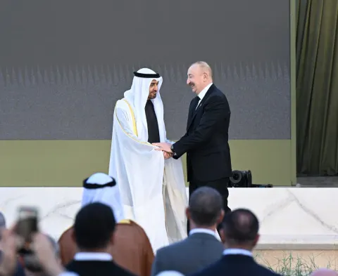 Prezident İlham Əliyevə “Zayed İnsan Qardaşlığı Mükafatı” təqdim edilib - YENİLƏNİB 4