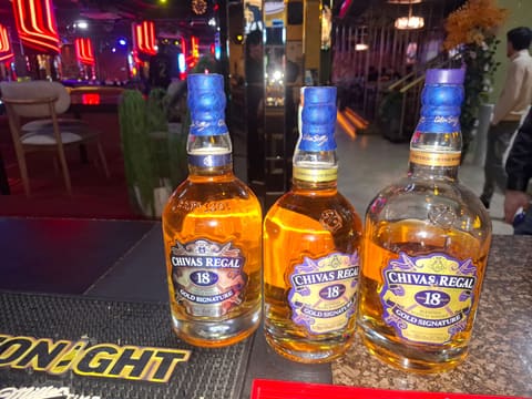 Müğənni Aqşin Fatehin restoranında yoxlamalar aparılıb - FOTO