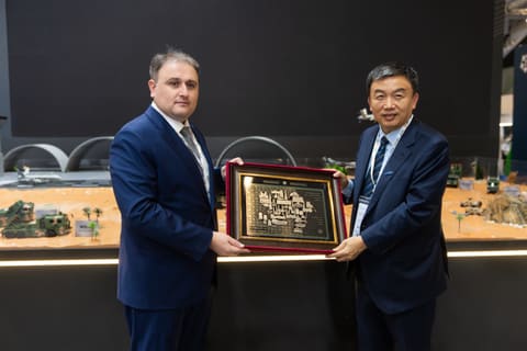 Vüqar Mustafayev “World Defence Show 2026” sərgisində bir sıra görüşlər keçirib