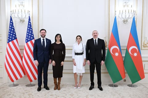 Azərbaycan Prezidenti və ABŞ-ın Vitse-prezidenti mətbuata bəyanatlarla çıxış ediblər - YENİLƏNİB 2