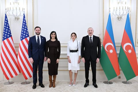 Azərbaycan Prezidenti və ABŞ-ın Vitse-prezidenti mətbuata bəyanatlarla çıxış ediblər - YENİLƏNİB 2