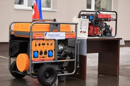 Azərbaycanın Ukraynaya göndərdiyi enerji avadanlıqları təhvil verilib