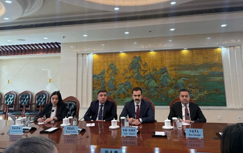 Azərbaycan və Çin birgə ali təhsil sahəsində universitetin yaradılmasını müzakirə edib