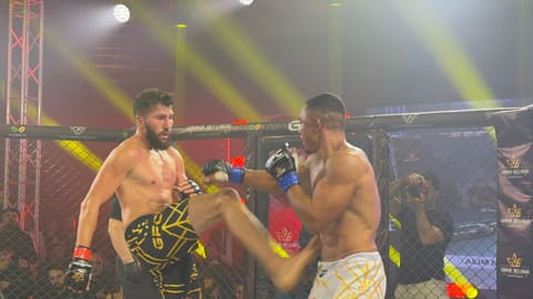 Alim Nəbiyev Batumidə beynəlxalq turnirdə MMA üzrə ardıcıl üçüncü qələbəsini qazanıb