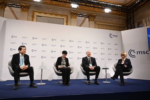 İlham Əliyev Münxen Təhlükəsizlik Konfransı çərçivəsində panel müzakirələrdə çıxış edib - YENİLƏNİB 3