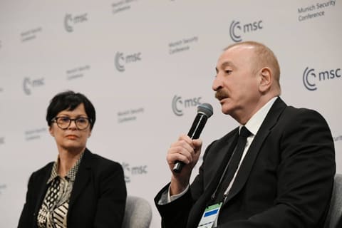 İlham Əliyev Münxen Təhlükəsizlik Konfransı çərçivəsində panel müzakirələrdə çıxış edib - YENİLƏNİB 3