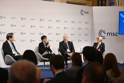 İlham Əliyev Münxen Təhlükəsizlik Konfransı çərçivəsində panel müzakirələrdə çıxış edib - YENİLƏNİB 3
